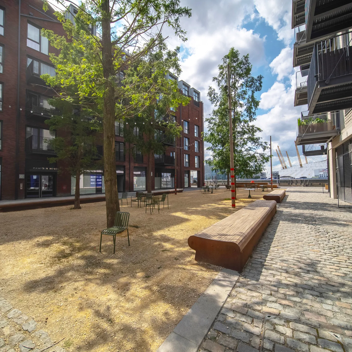 Goodluck Hope - street seating