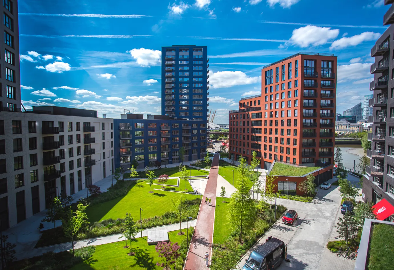 London City Island - green square