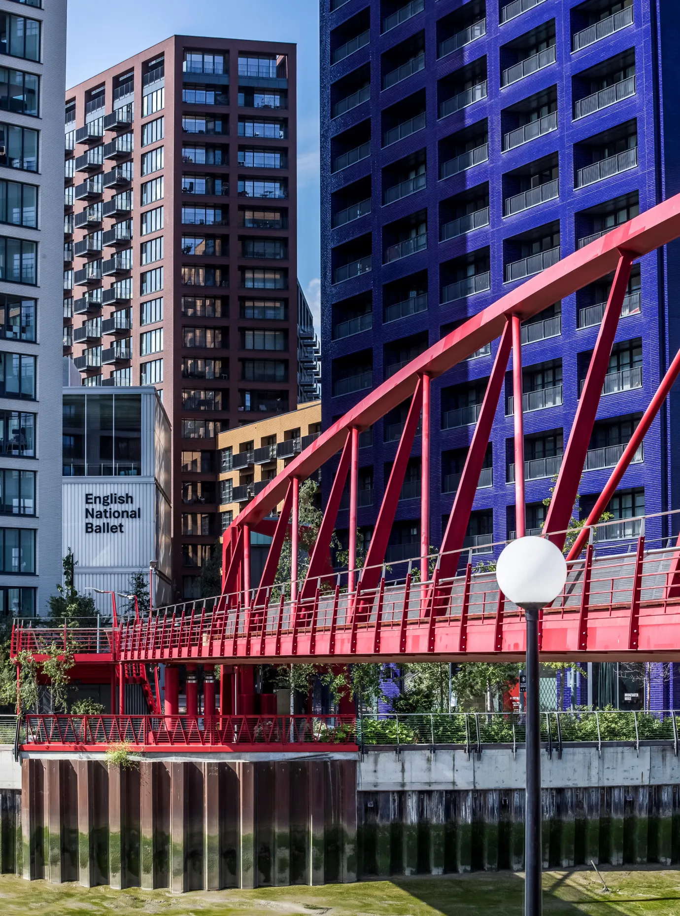 London City Island bridge