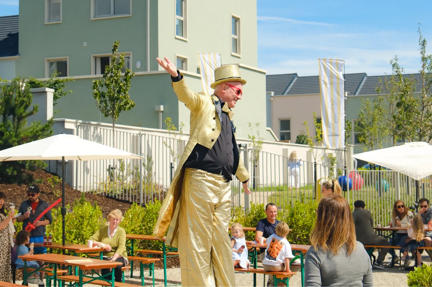 Sea Gardens - Entertainer