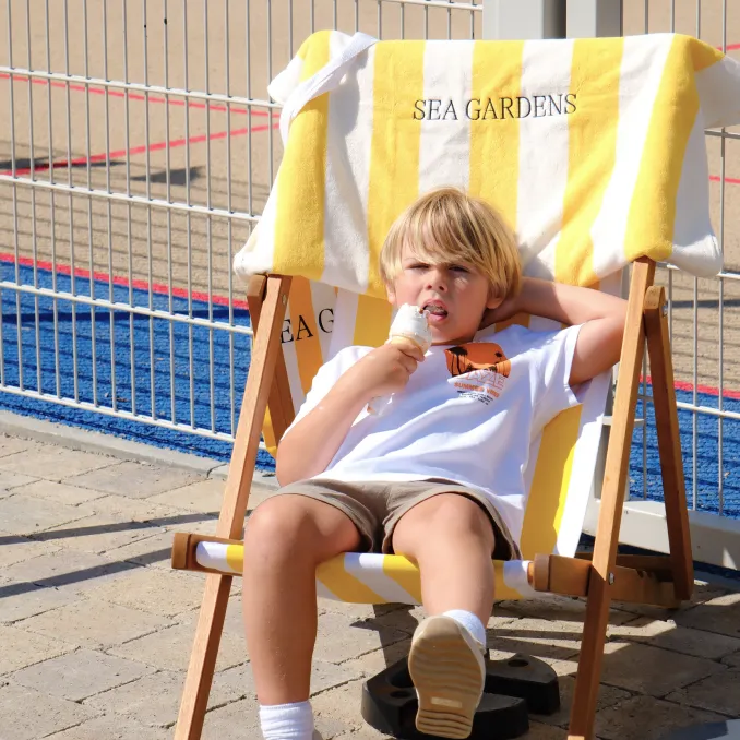 Sea Gardens - ice cream kid