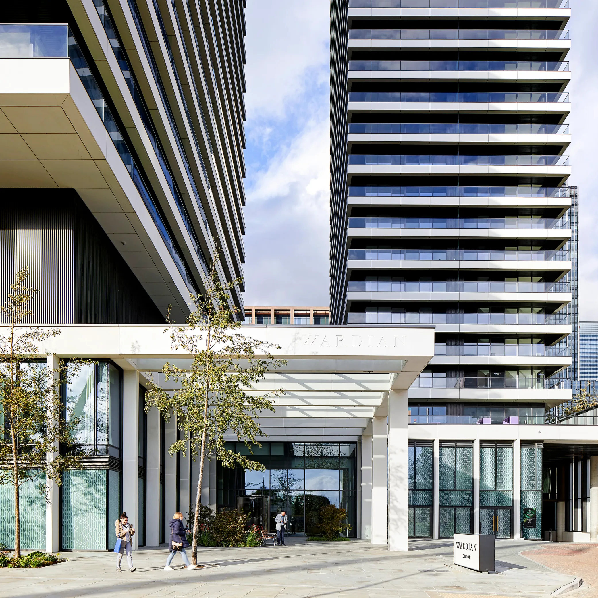 Wardian London - Entrance