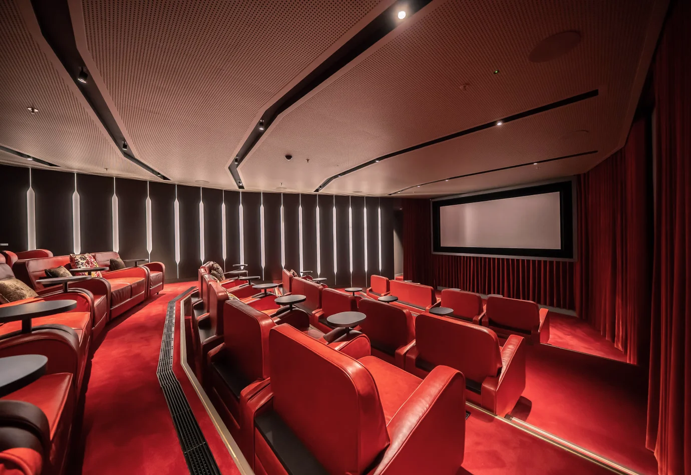 Wardian London - Private Cinema
