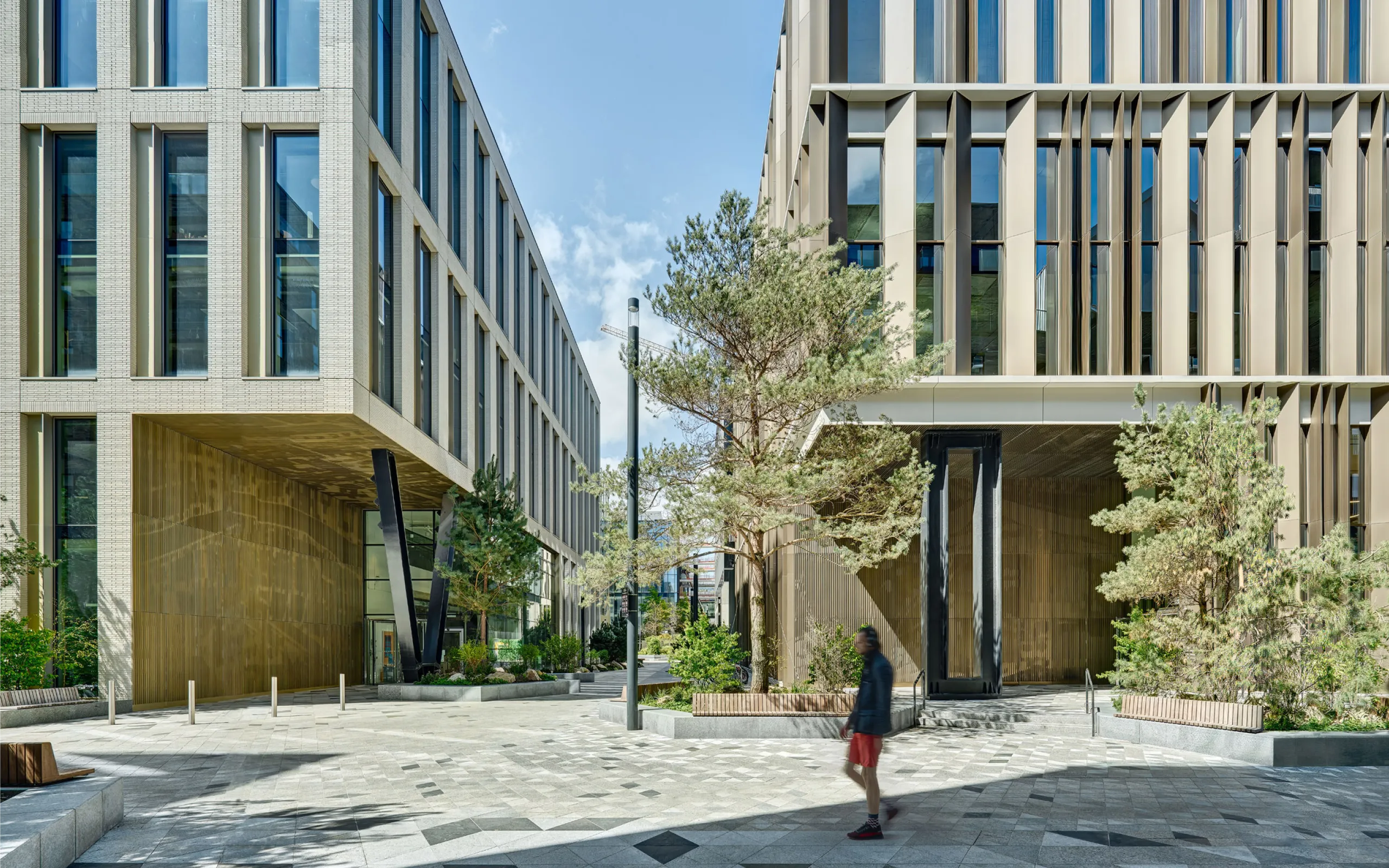 Dublin Landings - street Level