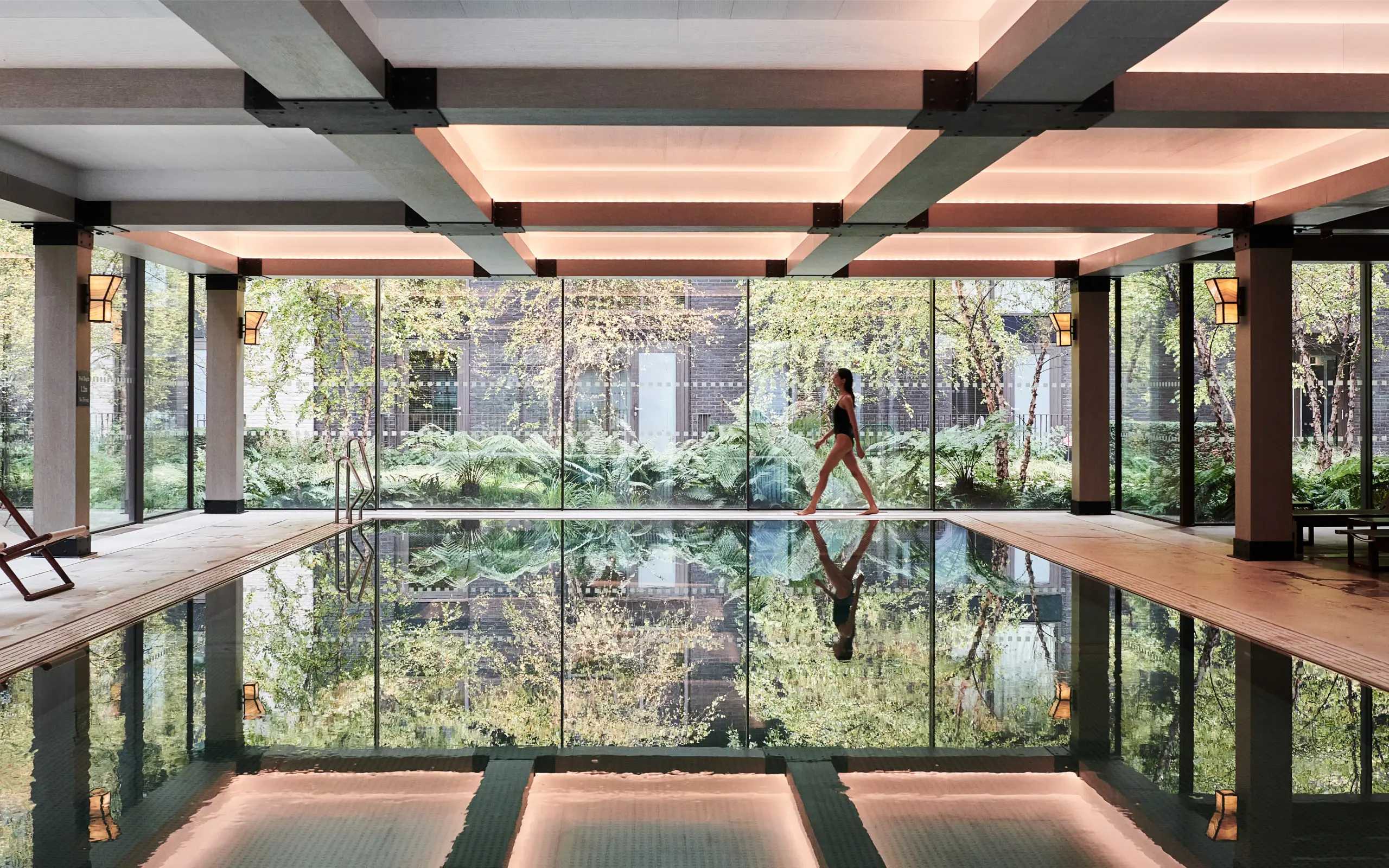 Embassy Gardens - Indoor Pool
