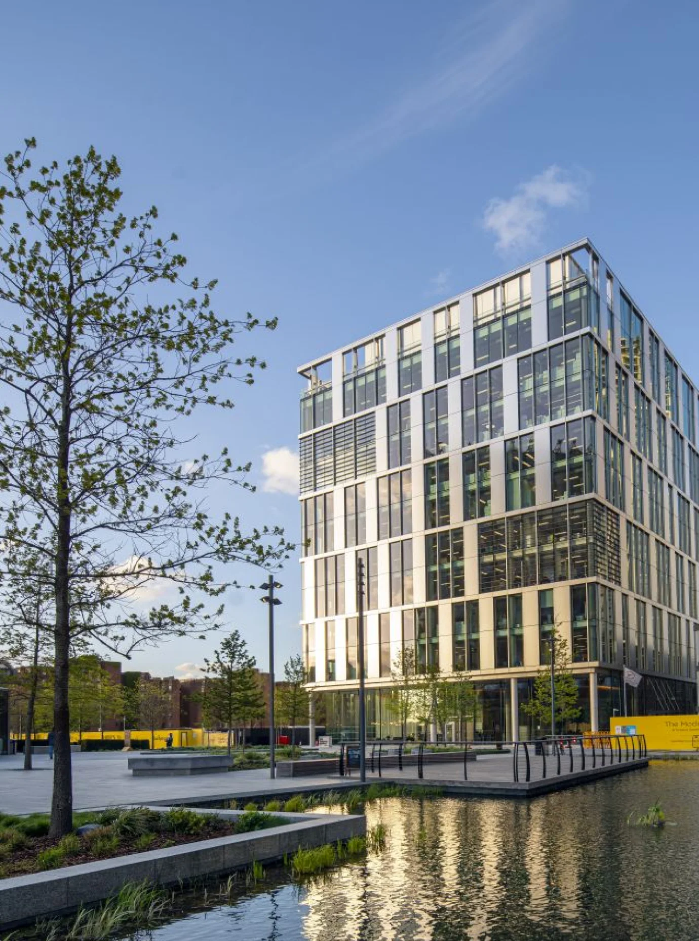One Embassy Gardens - exterior