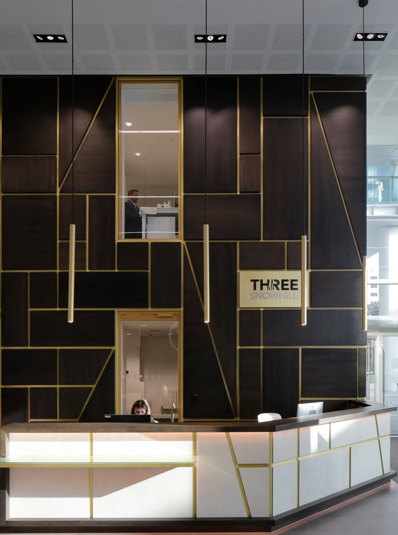Three Snowhill - entrance desk