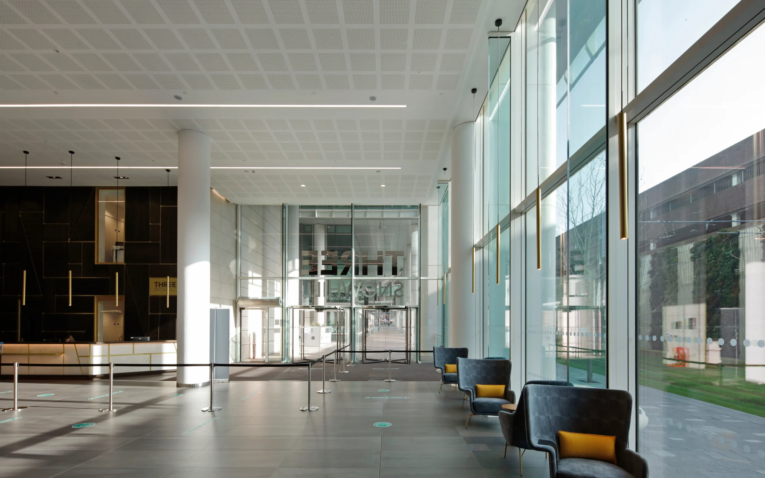 Three Snowhill - entrance interior