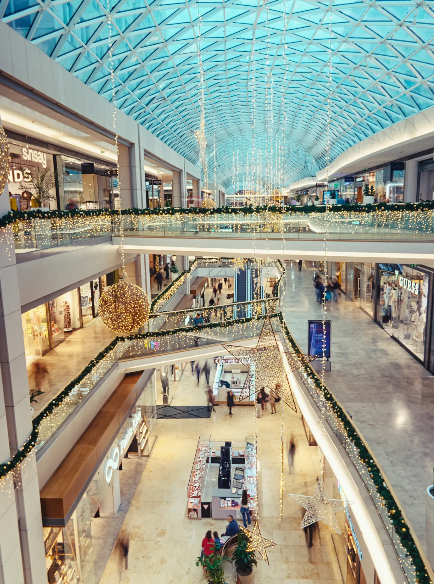 Eurovea -Christmas retail