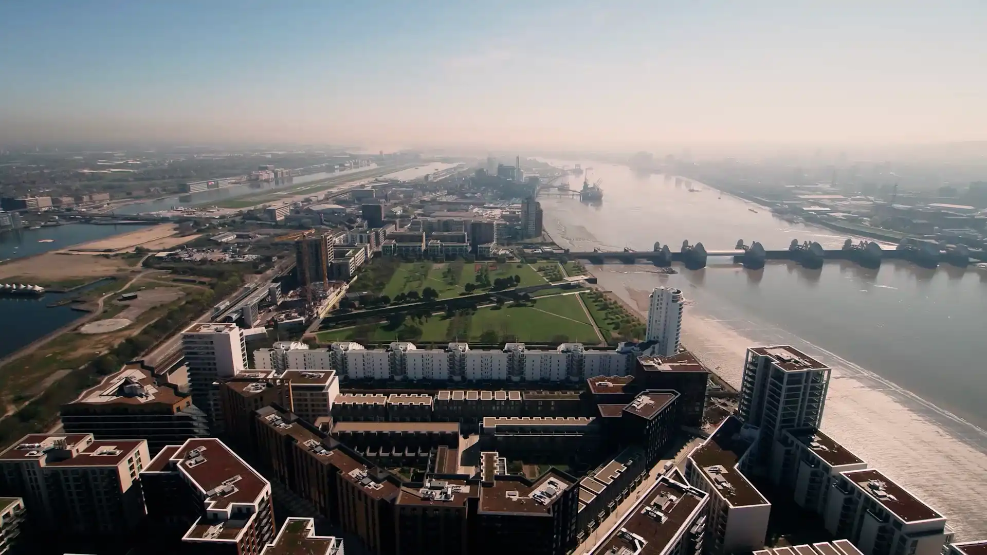 Royal Wharf Holding Image
